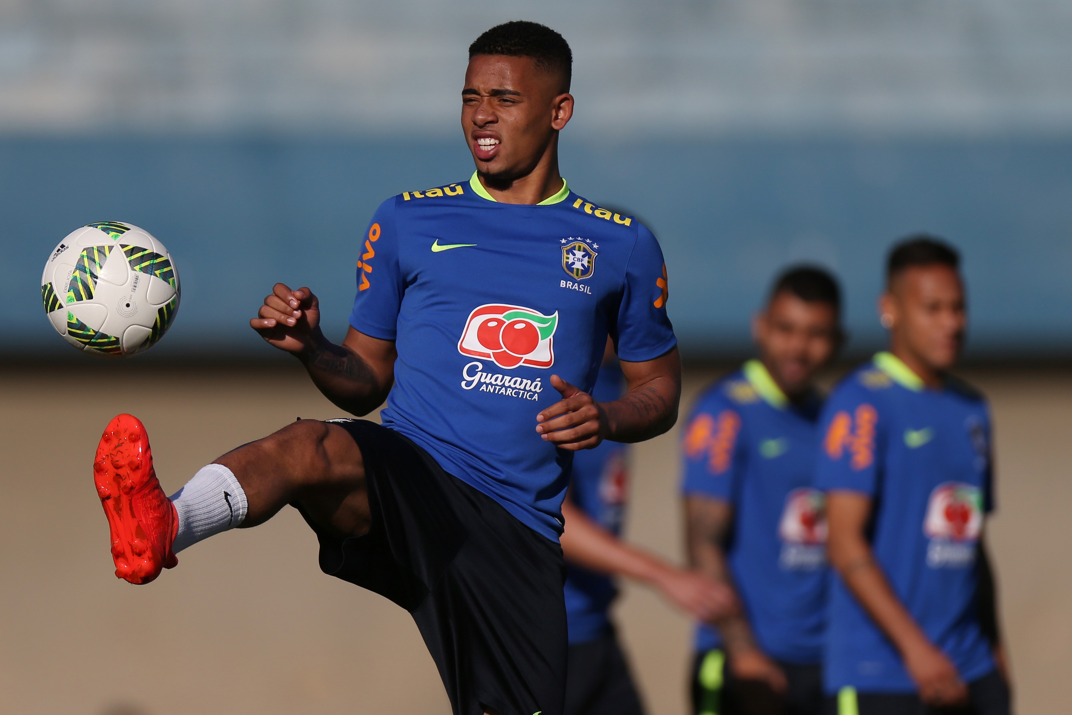  Gabriel Jesus looks set to sign for Manchester City