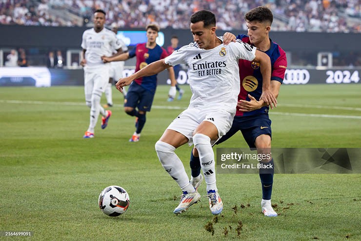 Video bóng đá Real Madrid - Barcelona: Cú đúp tân binh, xứng danh Siêu kinh điển (Giao hữu)