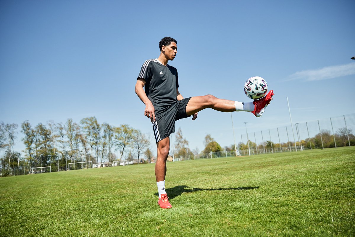 Jude Bellingham Wears Adidas Predator Accuracy Soccer, 42% OFF