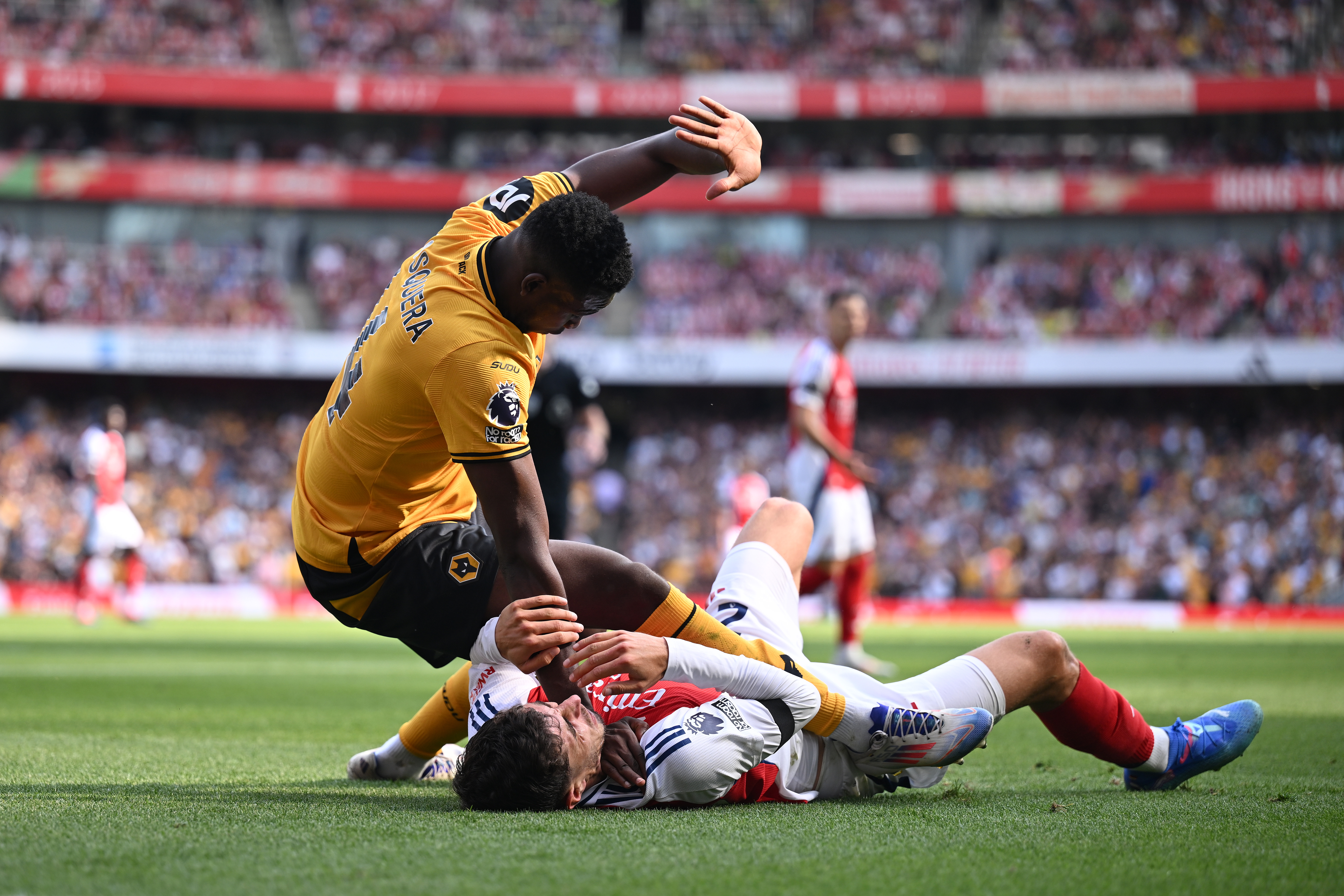 Havertz was hit in the face by Yerson Mosquera leaving Arsenal fans fuming