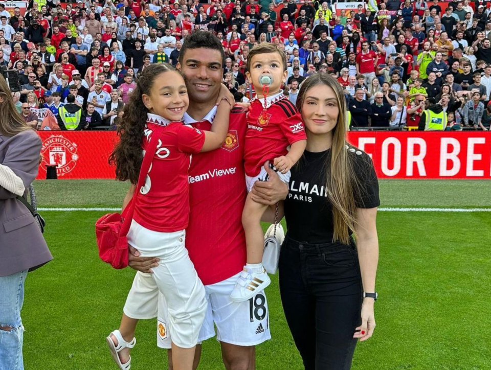 Casemiro's wife hits back at claims Manchester United star had five-year  affair with model | talkSPORT