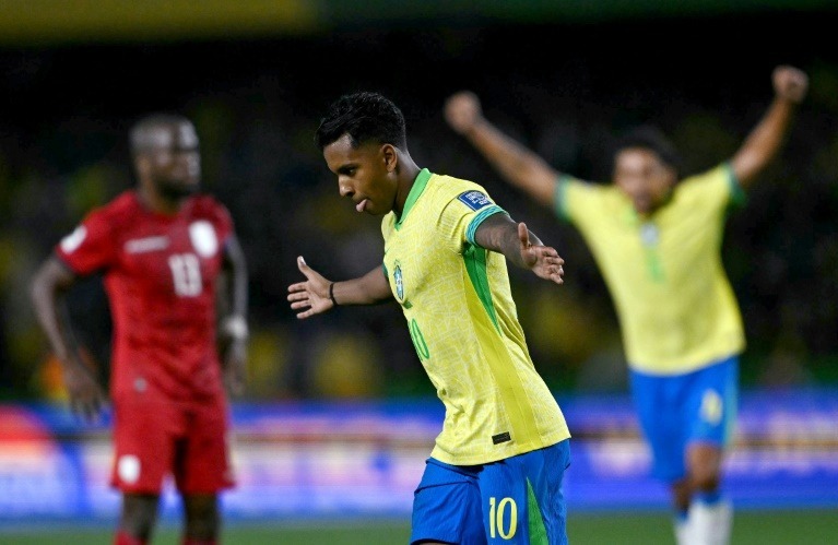 Rodrygo đưa Brazil trở lại top 4 vòng loại Nam Mỹ - Báo VnExpress Thể thao