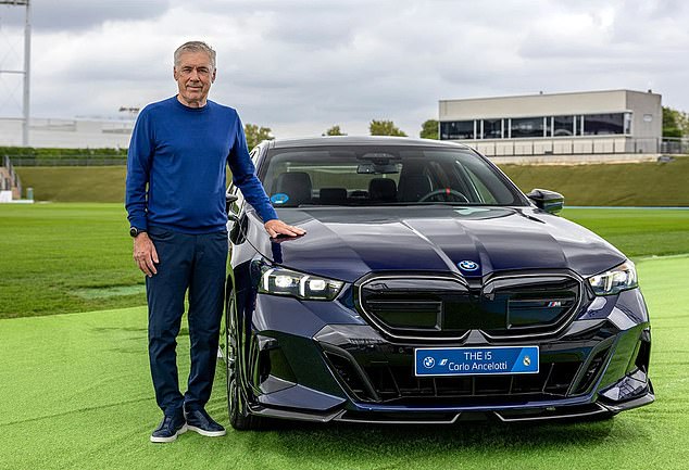 Carlo Ancelotti picked a blue BMW i5 M60 xDrive - perhaps in homage to Chelsea and Everton